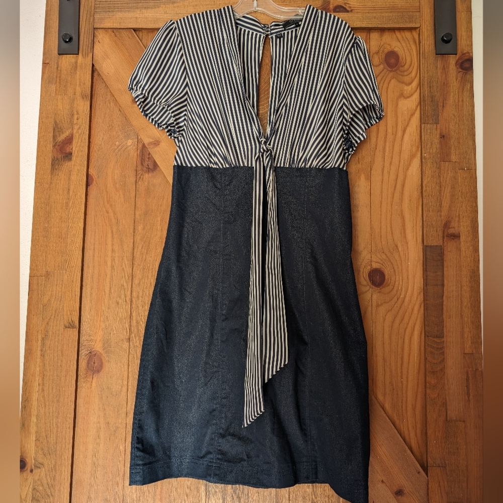 Guess Los Angeles Dress Size 9